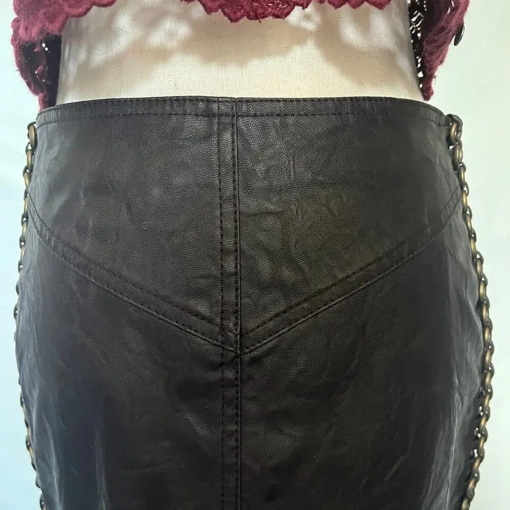 Y2K Andrew Charles Faux Leather Mini Skirt 26 Grunge Punk Brass Chain Festival